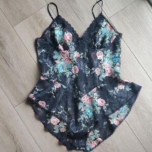 Vintage 1990s Floral Lace Women's Teddy (Size M?)